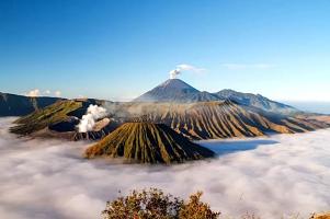 Bromo Volcano Trekking